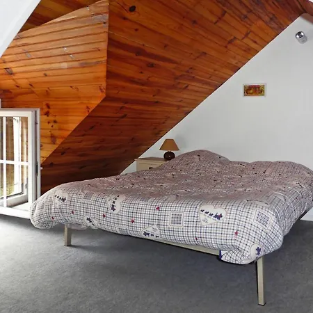 펜션 Near Mont St Michel & Nature Trails *