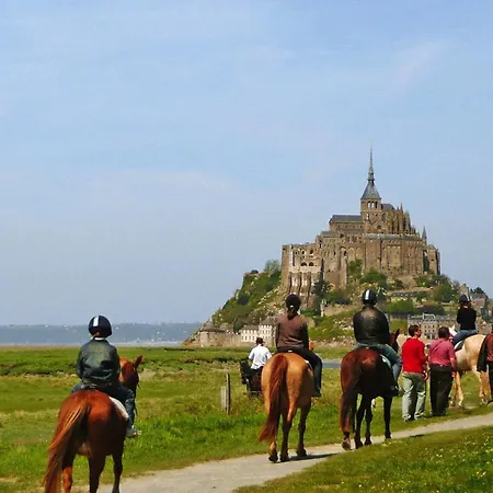 Near Mont St Michel & Nature Trails *