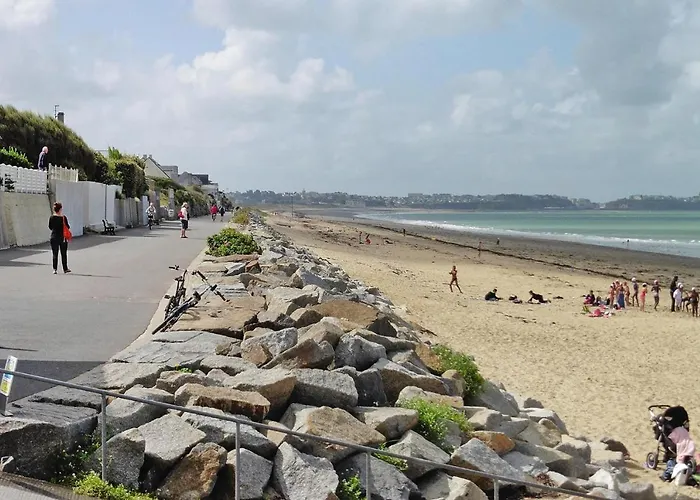 Vakantiehuis Near Mont St Michel & Nature Trails *