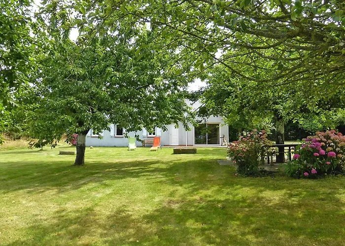 Near Mont St Michel & Nature Trails Vakantiehuis